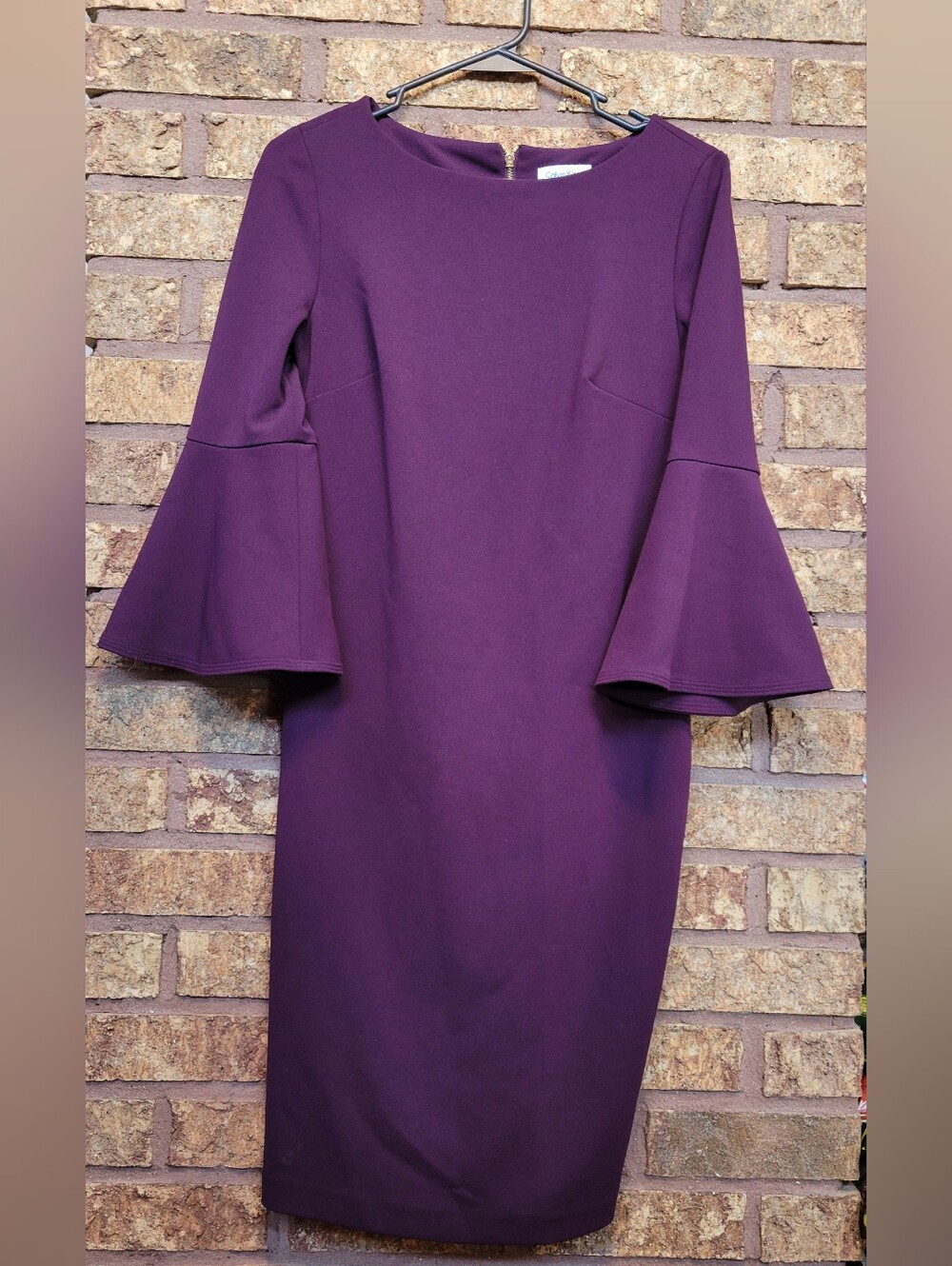 Calvin Klein Plum Bell-Sleeve Sheath Dress Size 4 Knee Length Stretch